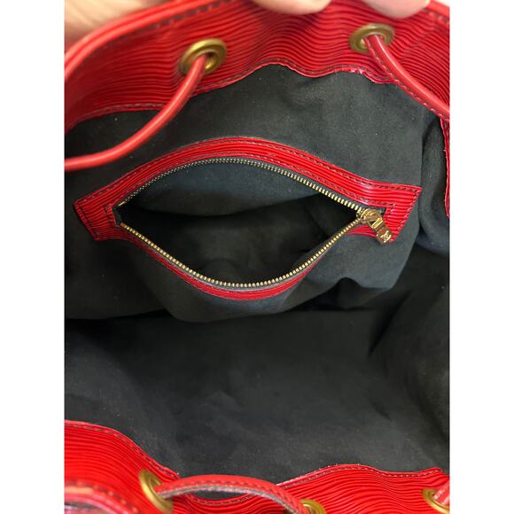 Louis Vuitton Noé Red Epi Leather Bucket Shoulder Bag Made in France A20970 - Picture 14 of 16